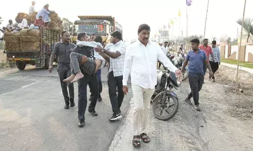 మానవత్వం చాటుకున్న మంత్రి బీసీ జనార్దన్ రెడ్డి