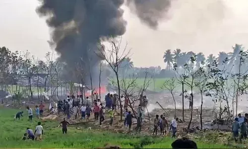 కాకినాడ జిల్లా ఉలిక్కిపడింది.. భారీ పేలుడుకు 18 మంది దుర్మరణం