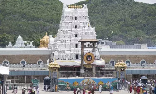 Tirumala Darshan, TTD Updates, Lunar Eclipse 2026, SSD Tokens Cancelled, Srivari Darshan, Tirupati News, VIP Break Darshan