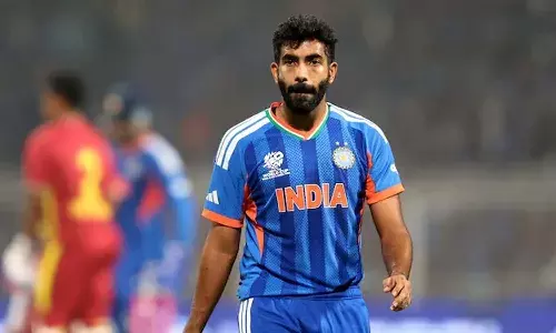 Jasprit Bumrah, Sunil Gavaskar, T20 World Cup Semifinal, India vs England, Powerplay Strategy, Jos Buttler, Phil Salt, Wankhede Stadium, Cricket News Telugu, Suryakumar Yadav