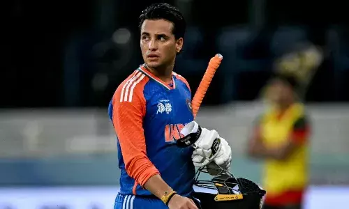 ఇదే చర్చ.. అభిషేక్ను తప్పించి ఫినిషర్ను జట్టులోకి తీసుకొస్తారా..? ఇదే చర్చ.. అభిషేక్ను తప్పించి ఫినిషర్ను జట్టులోకి తీసుకొస్తారా..?