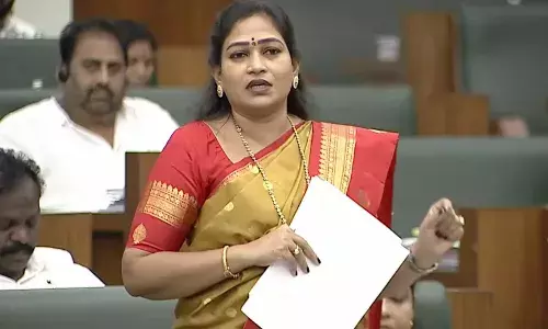 30 రోజుల్లో భవన నిర్మాణ అనుమతులు.. నిబంధనలు ఉల్లంఘిస్తే సీజ్ : హోంమంత్రి అనిత