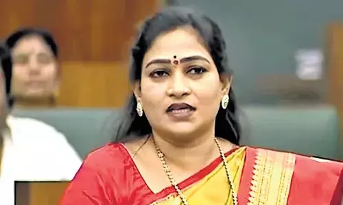 బాణసంచా పేలుళ్ల ఘటనల్లో నిర్వాహకుల ఆస్తులు జప్తు చేస్తాం : హోంమంత్రి