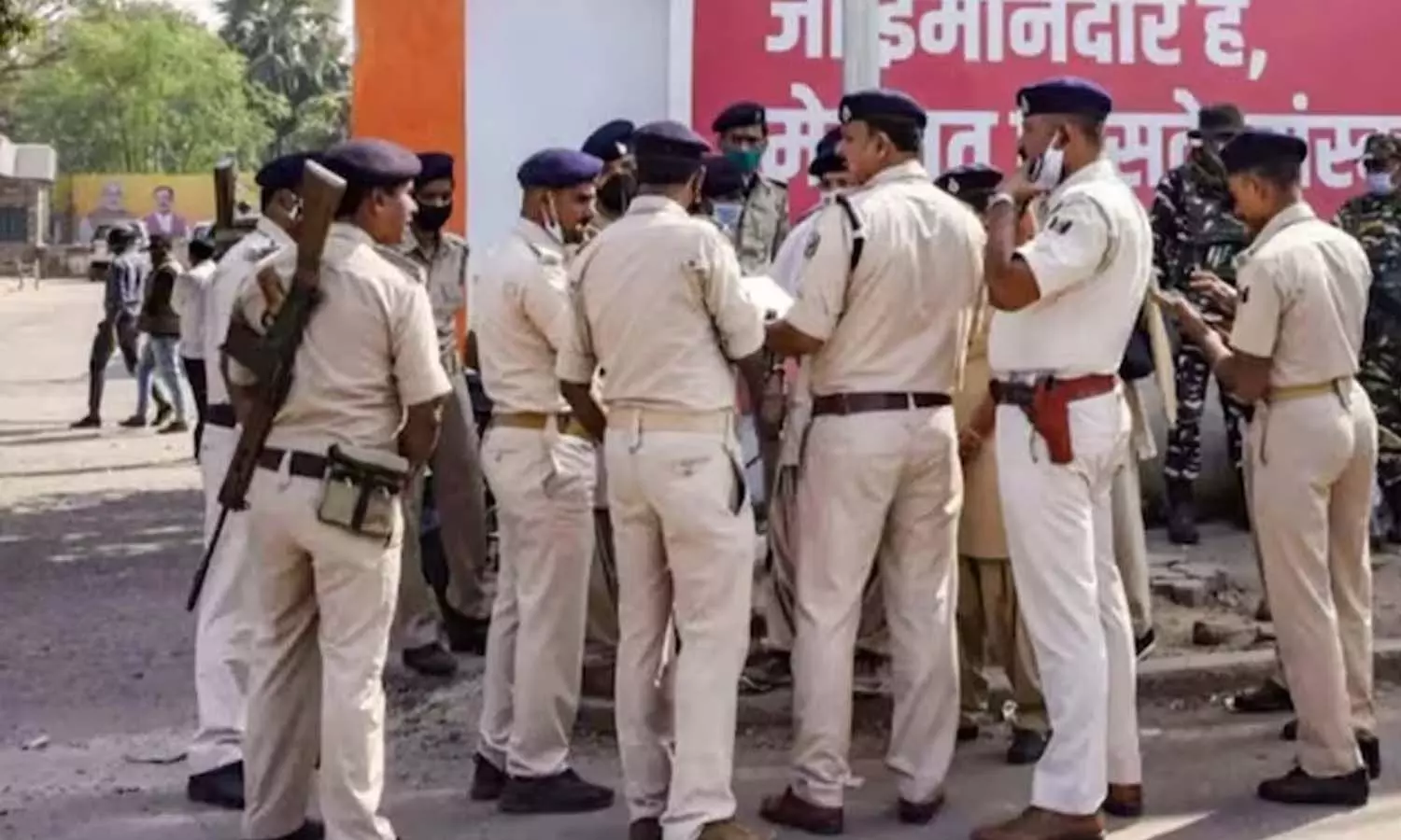 Surat Suicide Case, Swaminarayan Temple Dindoli, Anaesthesia Injection Death, ChatGPT Suicide Search, Surat College Students Death, Dindoli Police Investigation, Forensic Analysis of Mobiles, Accidental Death Case Gujarat Surat Suicide Case, Swaminarayan Temple Dindoli, Anaesthesia Injection Death, ChatGPT Suicide Search, Surat College Students Death, Dindoli Police Investigation, Forensic Analysis of Mobiles, Accidental Death Case Gujarat