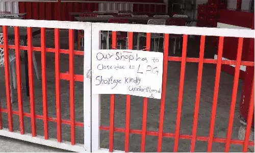 Hyderabad, LPG Shortage, StreetFood, Hyderabad Hotels, Cylinder Crisis