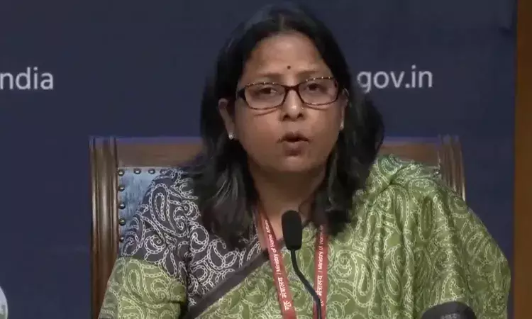 Oil Ministry : భయపడాల్సిన అవసరం లేదు.. దేశంలోని ఏ పెట్రోల్ పంపులోనూ కొరత లేదు..!