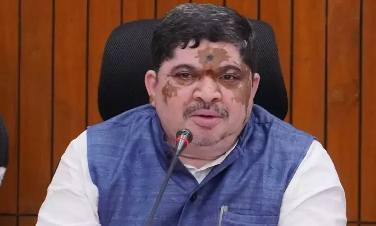 కేంద్ర ప్రభుత్వ విధానాల వల్లే గ్యాస్ కొరత : మంత్రి పొన్నం ప్రభాకర్