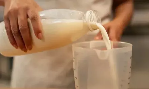 రాజమండ్రిలో కల్తీ పాల ఘటన.. 15కు చేరిన మృతుల సంఖ్య రాజమండ్రిలో కల్తీ పాల ఘటన.. 15కు చేరిన మృతుల సంఖ్య