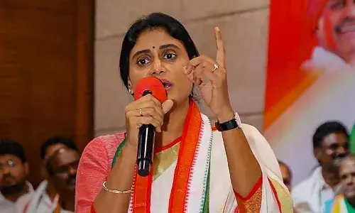 ఆ ఎంపీపై అనర్హత వేటు వేసి చిత్తశుద్ధి నిరూపించుకోండి..! ఆ ఎంపీపై అనర్హత వేటు వేసి చిత్తశుద్ధి నిరూపించుకోండి..!