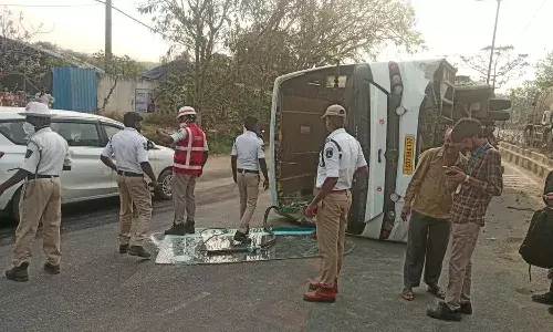 Miyapur Bus Accident, Lee Pharma, Gaddapotaram Industrial Area, KPHB to Miyapur, Road Safety Hyderabad, Pharma Employees Injured, Miyapur Police