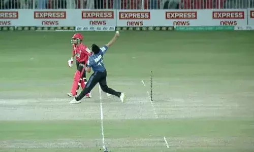 అంత పెద్ద నోబాల్.. ఫిక్సింగ్ అనుమానాలు..!