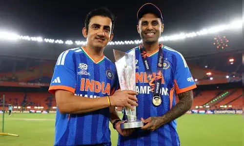 గంభీర్ కాదు.. న‌న్ను కెప్టెన్‌ చేసింది ఆ నలుగురే.. : సూర్య