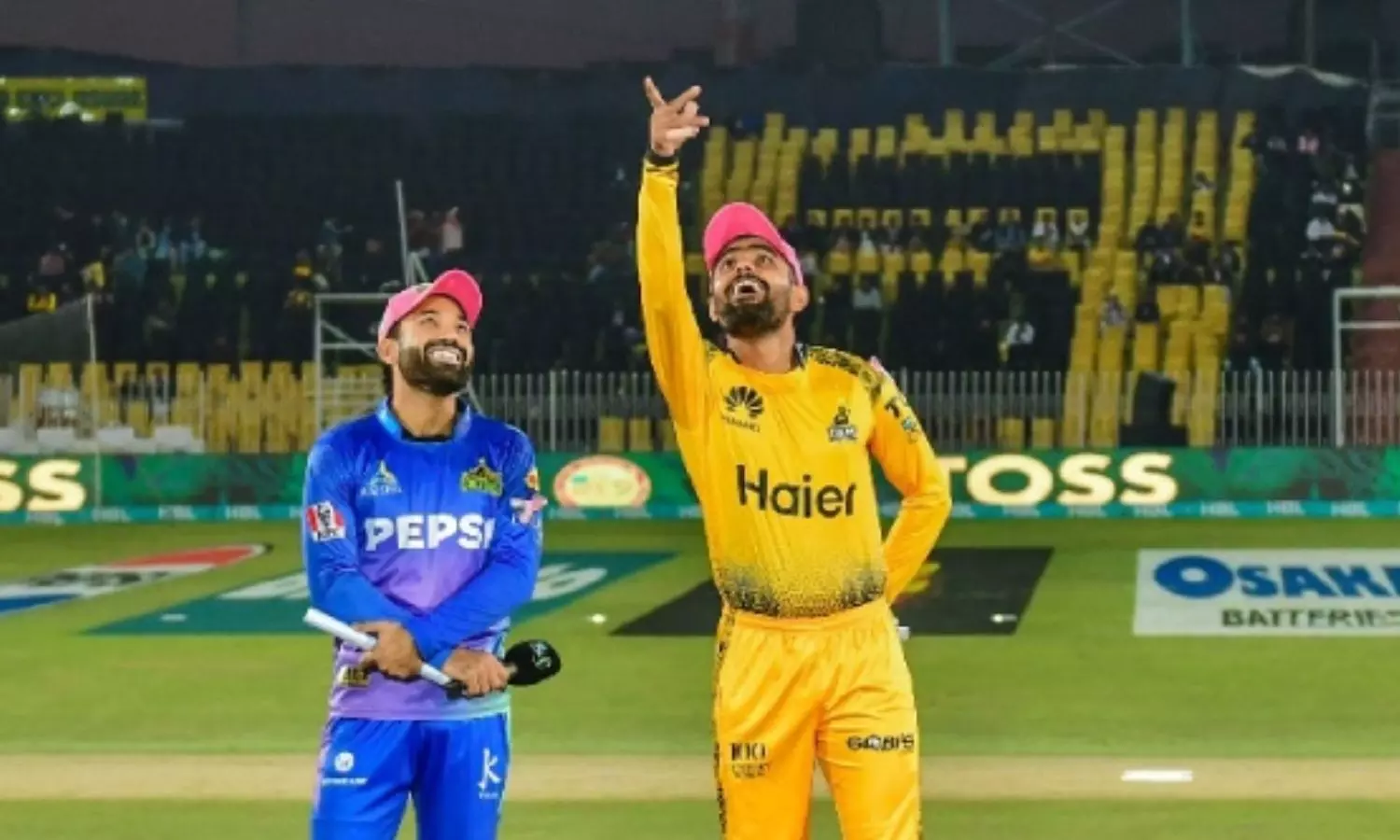 పాకిస్తాన్ సూపర్ లీగ్ కాదు.. పెట్రోల్ షార్టేజ్ లీగ్.. పీసీబీపై తీవ్ర విమర్శలు పాకిస్తాన్ సూపర్ లీగ్ కాదు.. పెట్రోల్ షార్టేజ్ లీగ్.. పీసీబీపై తీవ్ర విమర్శలు