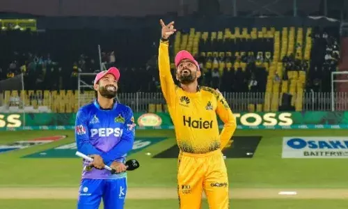 పాకిస్తాన్ సూపర్ లీగ్ కాదు.. పెట్రోల్ షార్టేజ్ లీగ్.. పీసీబీపై తీవ్ర విమర్శలు పాకిస్తాన్ సూపర్ లీగ్ కాదు.. పెట్రోల్ షార్టేజ్ లీగ్.. పీసీబీపై తీవ్ర విమర్శలు