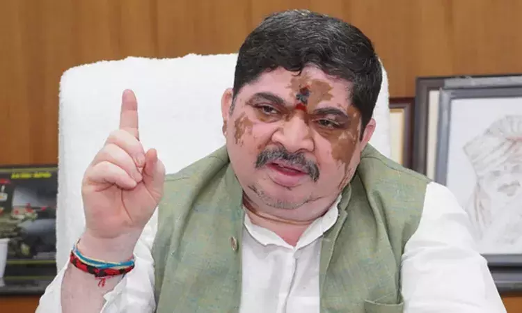 ఆ పేరు ప్రస్తావించే అర్హత ఉందా.?.. బీజేపీ ఎమ్మెల్యేపై మంత్రి పొన్నం ఫైర్‌