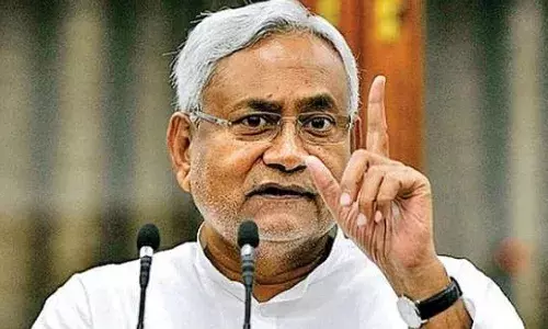 Bihar CM : త‌ప్పుకుంటారా..? త‌నే కొన‌సాగుతారా..?