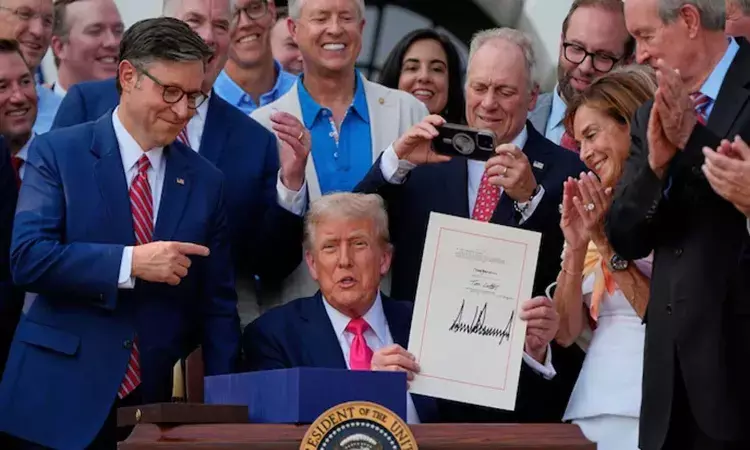 International News, Donald Trump, US Currency, Dollar Bill, 250 Years Of Independence, Historic Change International News, Donald Trump, US Currency, Dollar Bill, 250 Years Of Independence, Historic Change