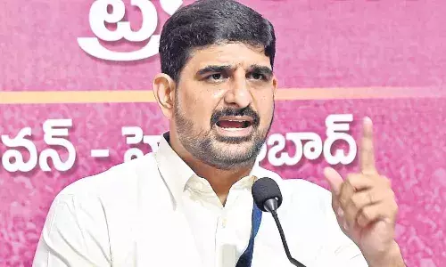 ప్రశ్నిస్తూనే ఉంటా.. సీఐడీ నోటీసుల‌పై పాడి కౌశిక్ రెడ్డి రియాక్ష‌న్‌