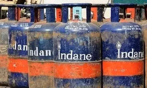 Commercial LPG, Domestic LPG, Price Hike, Crude Oil Prices, Middle East Conflict, Oil Marketing Companies