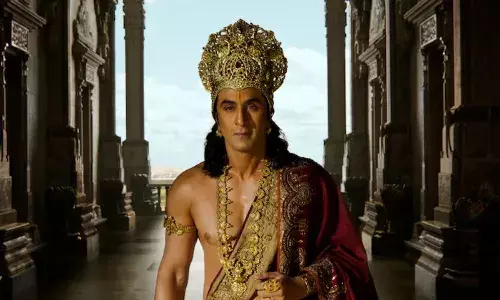 Video : అద్భుతమైన విజువల్స్‌తో.. బిగ్ స్క్రీన్ వండర్..!