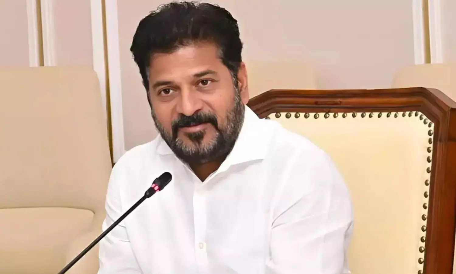 ఆలయాల పరిసరాల్లో తిరుమల తరహా నిబంధనలు ఆలయాల పరిసరాల్లో తిరుమల తరహా నిబంధనలు