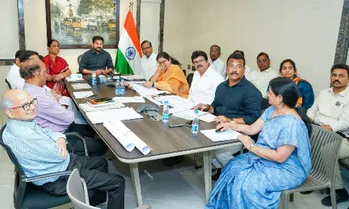 బాసర ఆలయ అభివృద్ధి అద్భుతంగా ఉండాలి.. అధికారులకు సీఎం రేవంత్ ఆదేశం