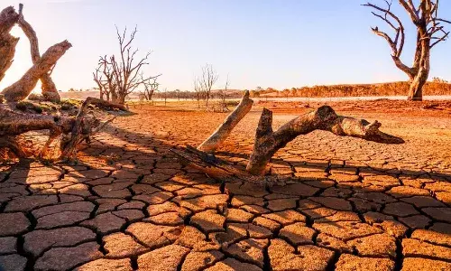Super El Niño, NOAA Forecast, La Niña transition, Global Weather Patterns, Sea Surface Temperatures, Climate Change, Environmental Impact, 2026 Weather Updates