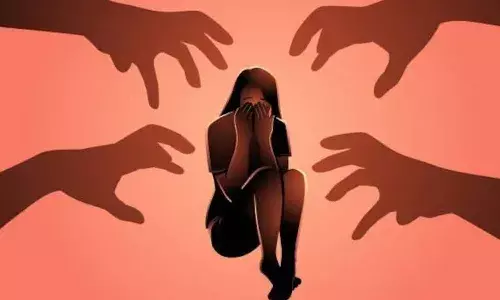 Lucknow gang-rape, minor girl assaulted, construction site crime, Sitapur workers arrested, crime against women, UP police action, heavy rain incident