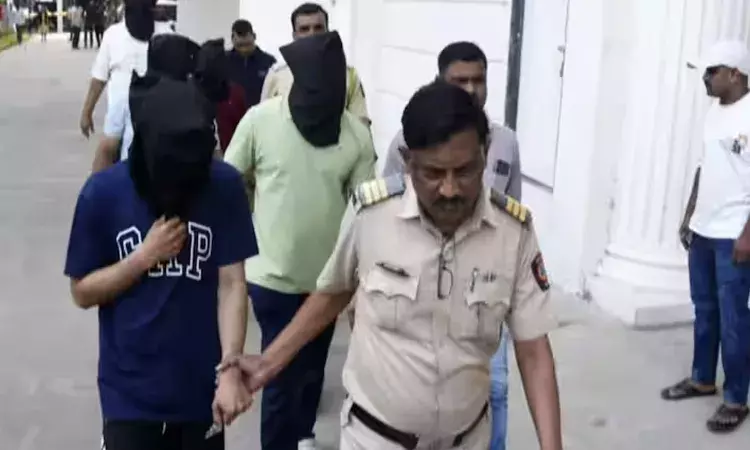 నాలుగేళ్లుగా ఐటీ కంపెనీలో మహిళా ఉద్యోగులపై లైంగిక వేధింపులు.. టీమ్ లీడర్ సహా ఆరుగురు అరెస్ట్ నాలుగేళ్లుగా ఐటీ కంపెనీలో మహిళా ఉద్యోగులపై లైంగిక వేధింపులు.. టీమ్ లీడర్ సహా ఆరుగురు అరెస్ట్