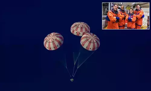 Artemis II Mission Success, NASA Moon Mission 21st Century, Orion Spacecraft Splashdown,Lunar Flyby Astronauts, Deep Space Exploration, Orion Heat Shield Re-entry, Artemis III Moon Landing Preparation