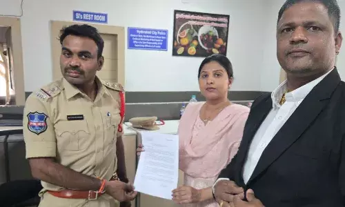 Hyderabad News, PunjaguttaPolice, SingerMangli, ExtortionCase, Defamation