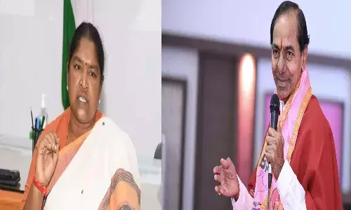 Telangana, MinisterSeethakka, KCR, LegalNotice, BRS, AnganwadiPhones,  SocialMediaWar, DefamationNotice, CongressVsBRS