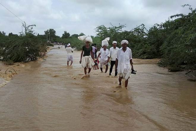 ఎడారి రాష్ట్రంలో భారీ వానలు..! ఎడారి రాష్ట్రంలో భారీ వానలు..!