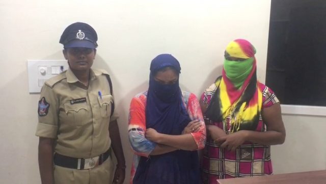 వ్యభిచార ముఠా గుట్టు రట్టు