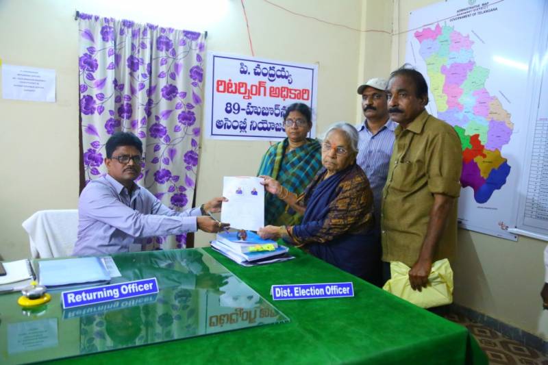 హుజుర్ నగర్ ఎన్నికల బరిలో 85 ఏళ్ల వృద్ధురాలు..! హుజుర్ నగర్ ఎన్నికల బరిలో 85 ఏళ్ల వృద్ధురాలు..!