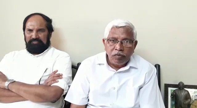 కోదండరామ్తో ఉత్తమ్ భేటీ