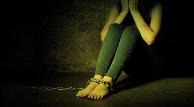 విశాఖలో యువతిపై మైనర్లు సామూహిక అత్యాచారం