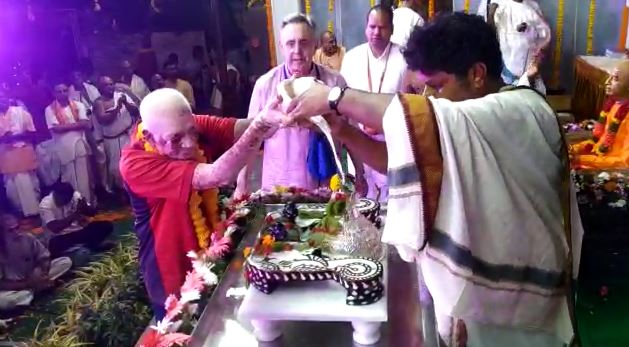 ఇస్కాన్ ఆలయాన్ని దర్శించుకున్న టీఓవీపీ ప్రెసిడెంట్ అల్పాడ్ ఫోర్డ్ ఇస్కాన్ ఆలయాన్ని దర్శించుకున్న టీఓవీపీ ప్రెసిడెంట్ అల్పాడ్ ఫోర్డ్