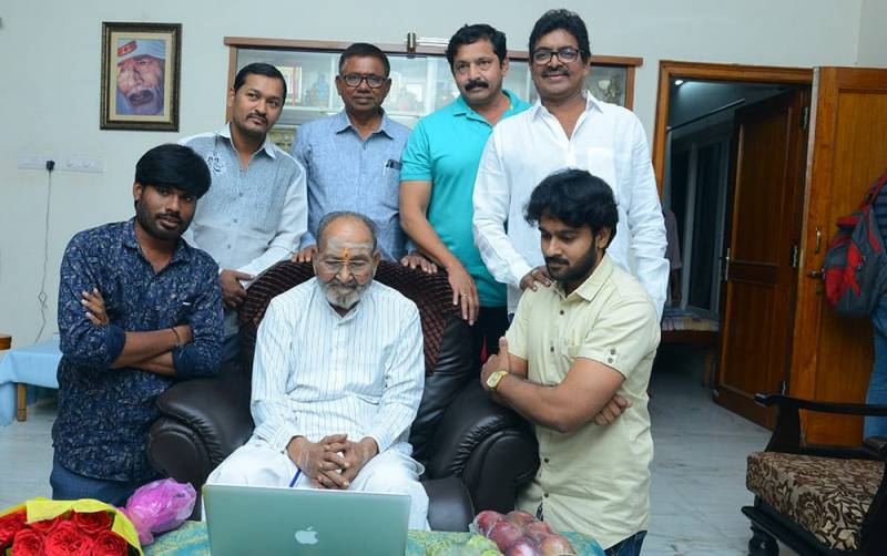 అప్పుడు - ఇప్పుడు టీమ్ పై కళాతపస్వి ప్రశంసలు అప్పుడు - ఇప్పుడు టీమ్ పై కళాతపస్వి ప్రశంసలు