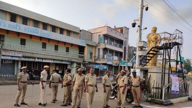 కృష్ణా జిల్లాలో ఉద్రిక్తత.. టీడీపీ నేతల హౌస్ అరెస్ట్