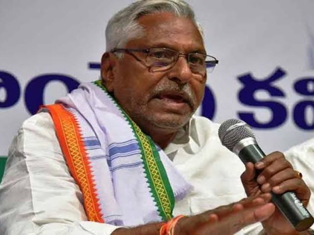 మేం అధికారంలోకి వస్తే ఆర్టీసీని ప్రభుత్వంలో విలీనం చేస్తాం
