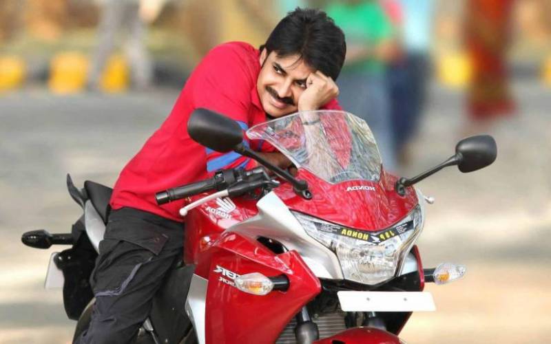వామ్మో...పవన్ రెమ్యూనరేషన్ అంతా..? వామ్మో...పవన్ రెమ్యూనరేషన్ అంతా..?