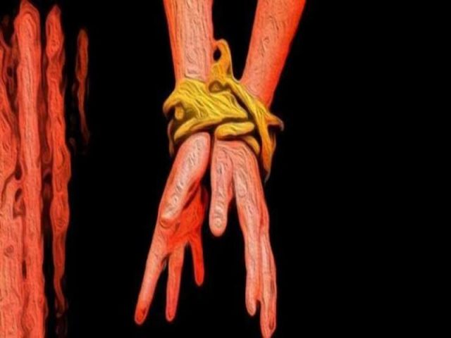 అర్ధరాత్రి మహిళ కిడ్నాప్ హాల్చల్