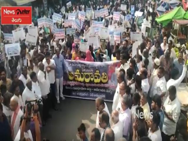 మీడియా పై దాడికి దిగిన మహిళలు