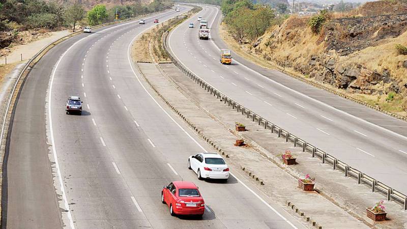 Mumbai-Pune expressway