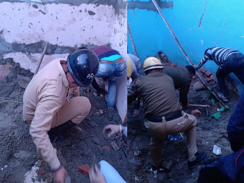 Delhi building collapsed 