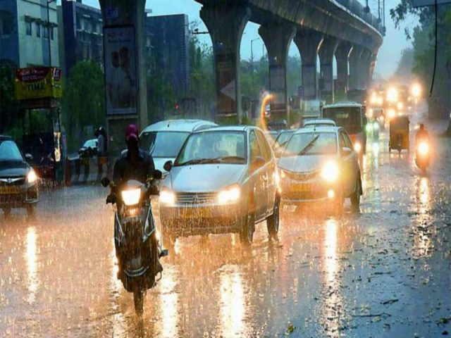హైదరాబాద్లో భారీ వర్షం