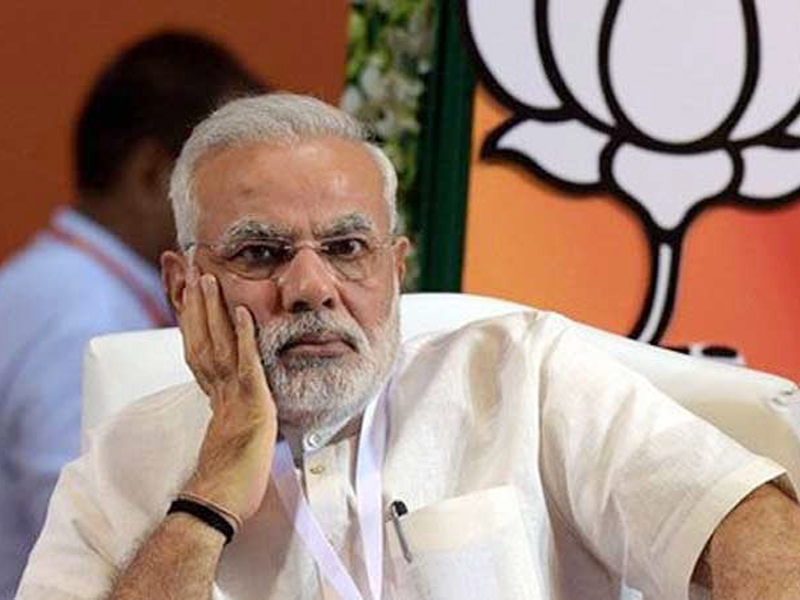 మృతుల కుటుంబాలకు మోదీ సంతాపం మృతుల కుటుంబాలకు మోదీ సంతాపం