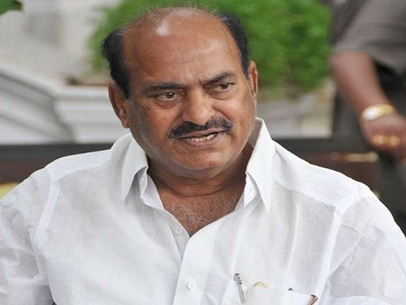 జేసీకి మరో షాకిచ్చిన జగన్ జేసీకి మరో షాకిచ్చిన జగన్