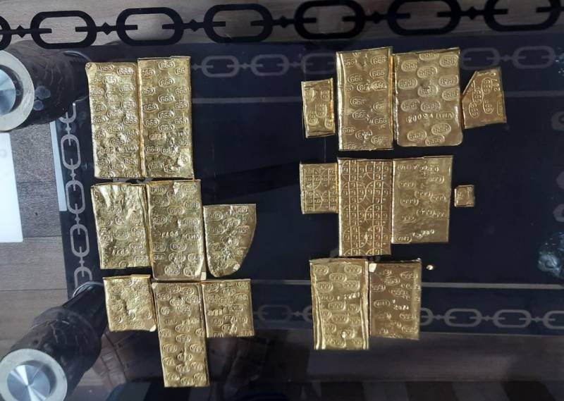 Gold smuggling in Hyderabad